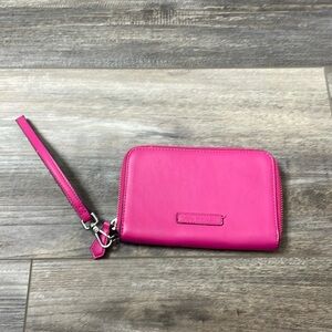 Vera Bradley pink wallet wristlet